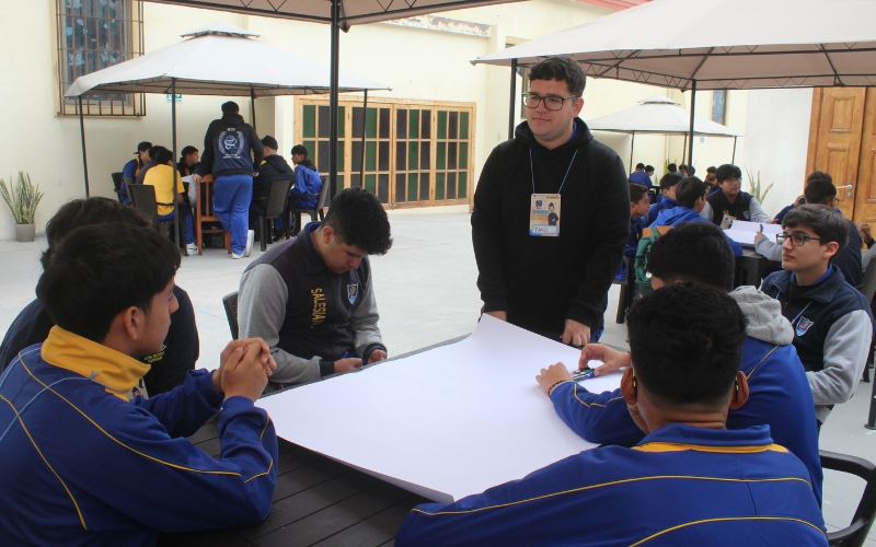 Jóvenes líderes salesianos vivieron jornada de formación en la Gruta de Cavancha