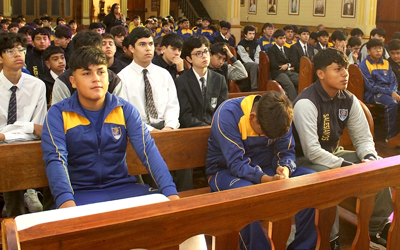 Estudiantes viven la Cuaresma con compromiso y apertura a la fe